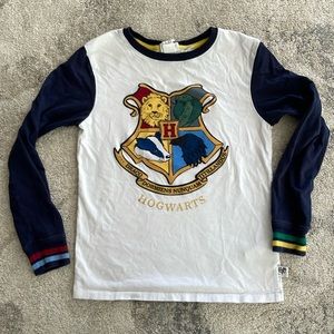 H&M Hogwarts (Harry Potter) long sleeve shirt emblem/crest